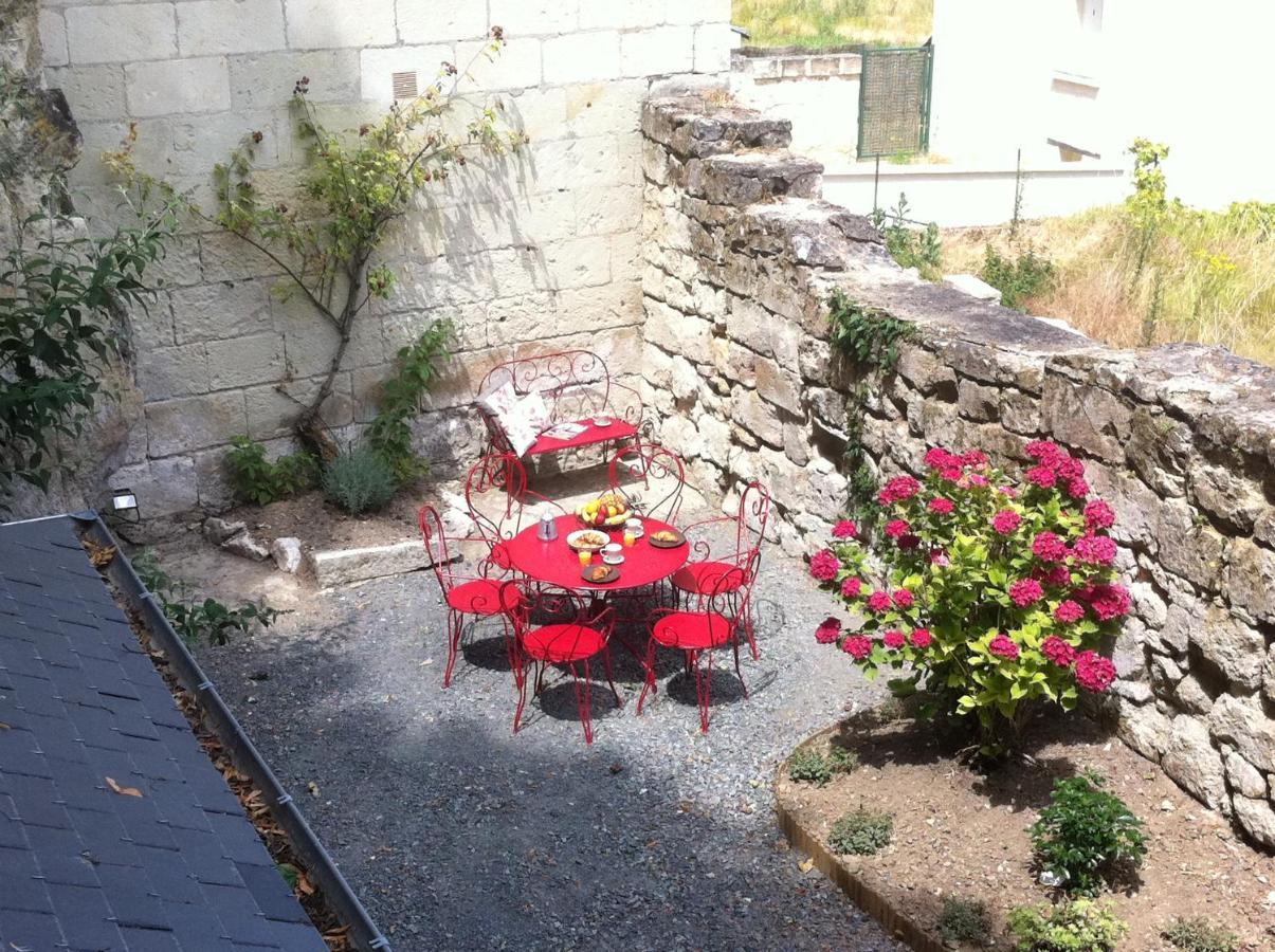فيلا L'Escale Troglo Au Bord De La Loire Souzay-Champigny المظهر الخارجي الصورة