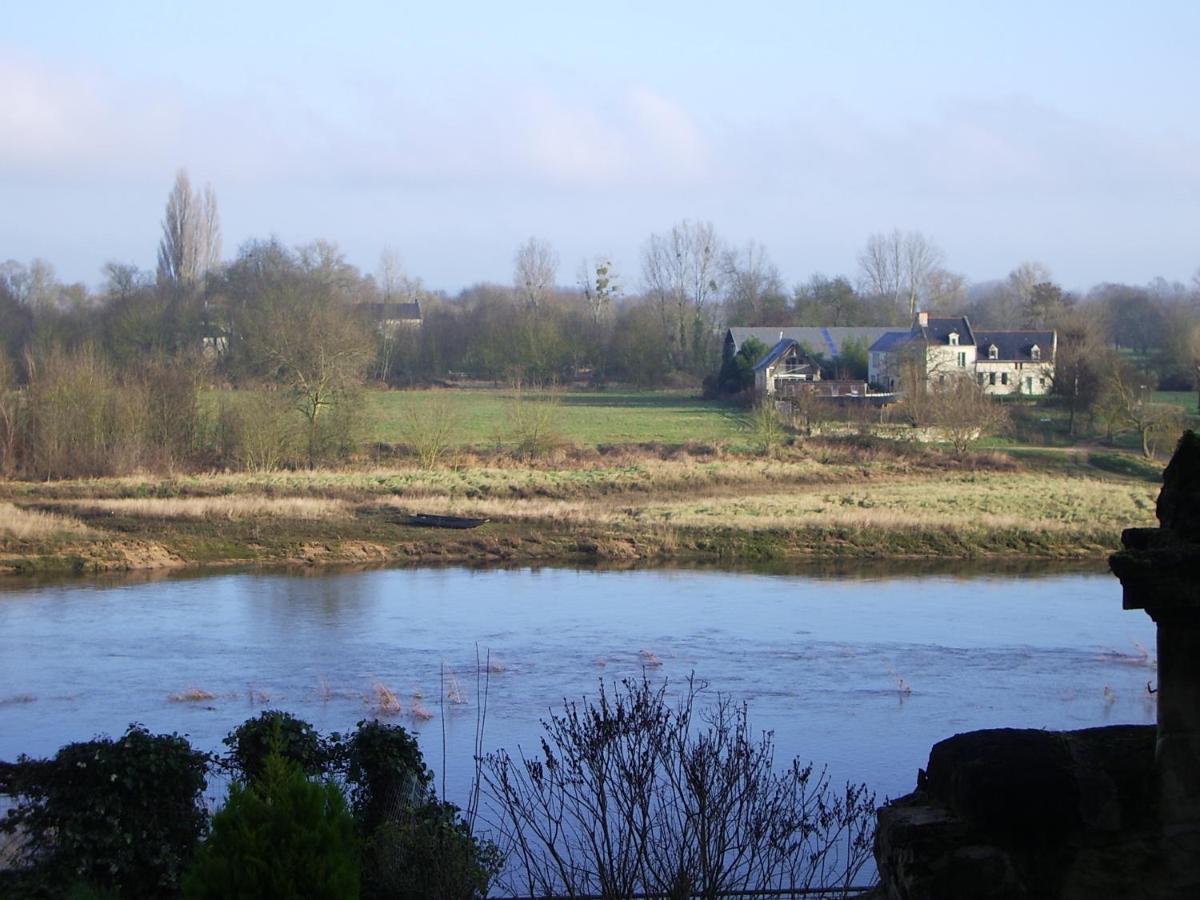 فيلا L'Escale Troglo Au Bord De La Loire Souzay-Champigny المظهر الخارجي الصورة